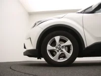 Toyota C-HR 1.2 85kW thumbnail