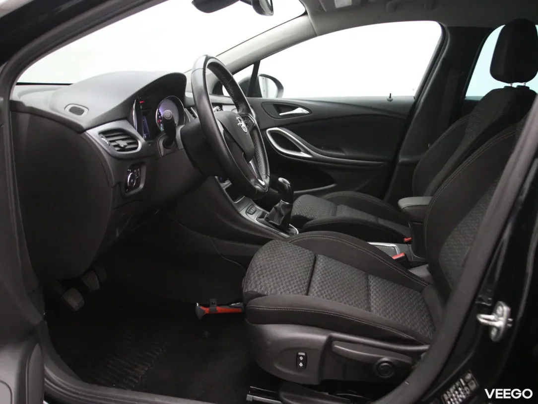 Opel Astra 1.6 81kW
