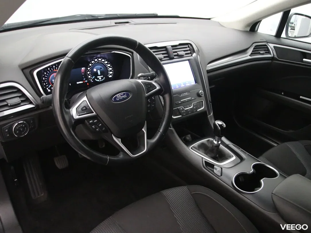 Ford Mondeo 2 110kW