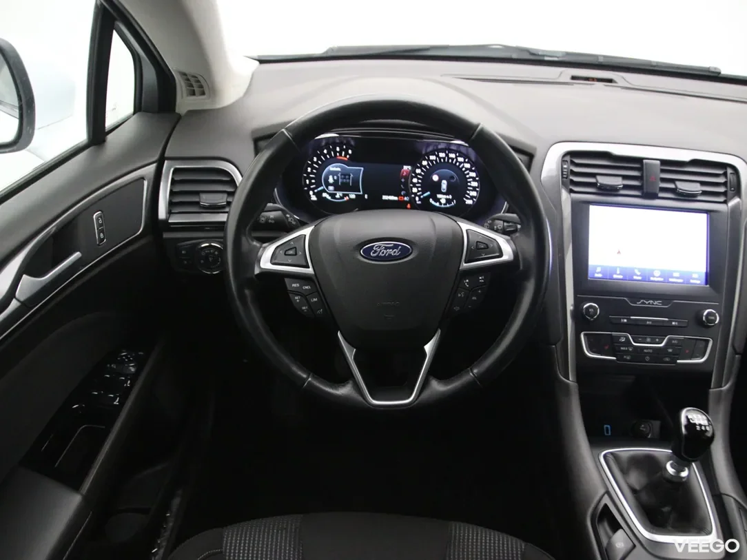 Ford Mondeo 2 110kW