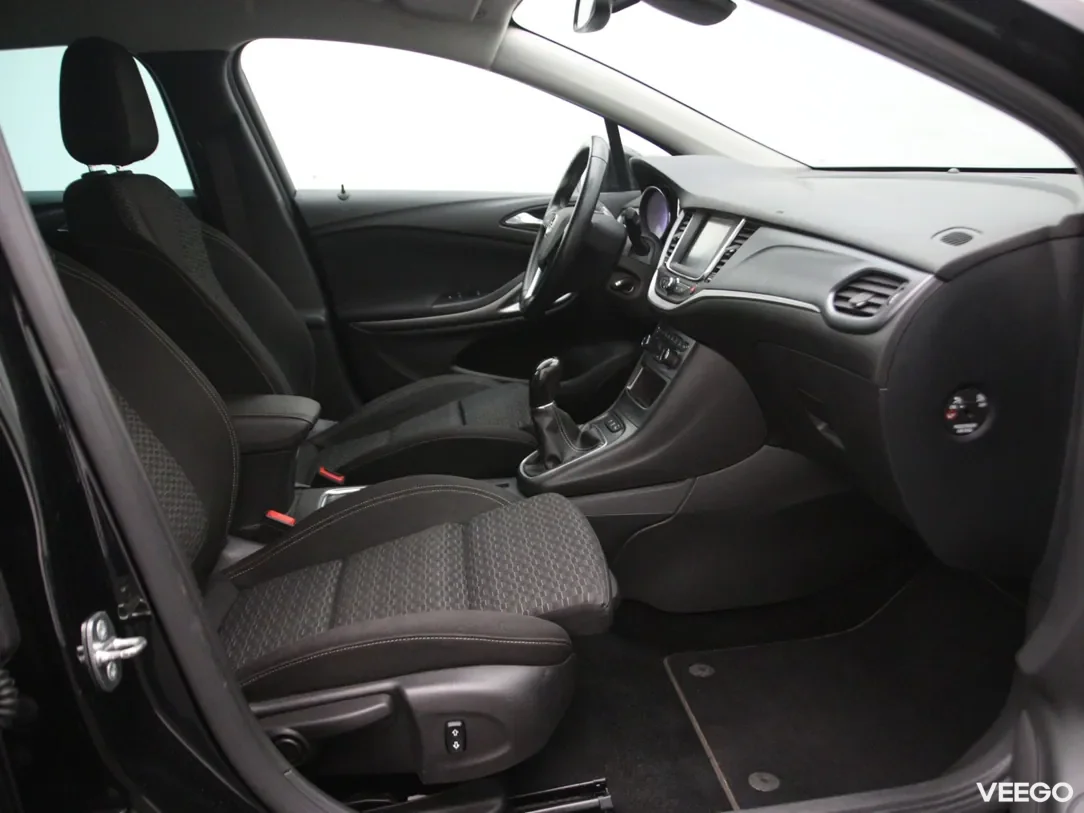 Opel Astra 1.6 81kW