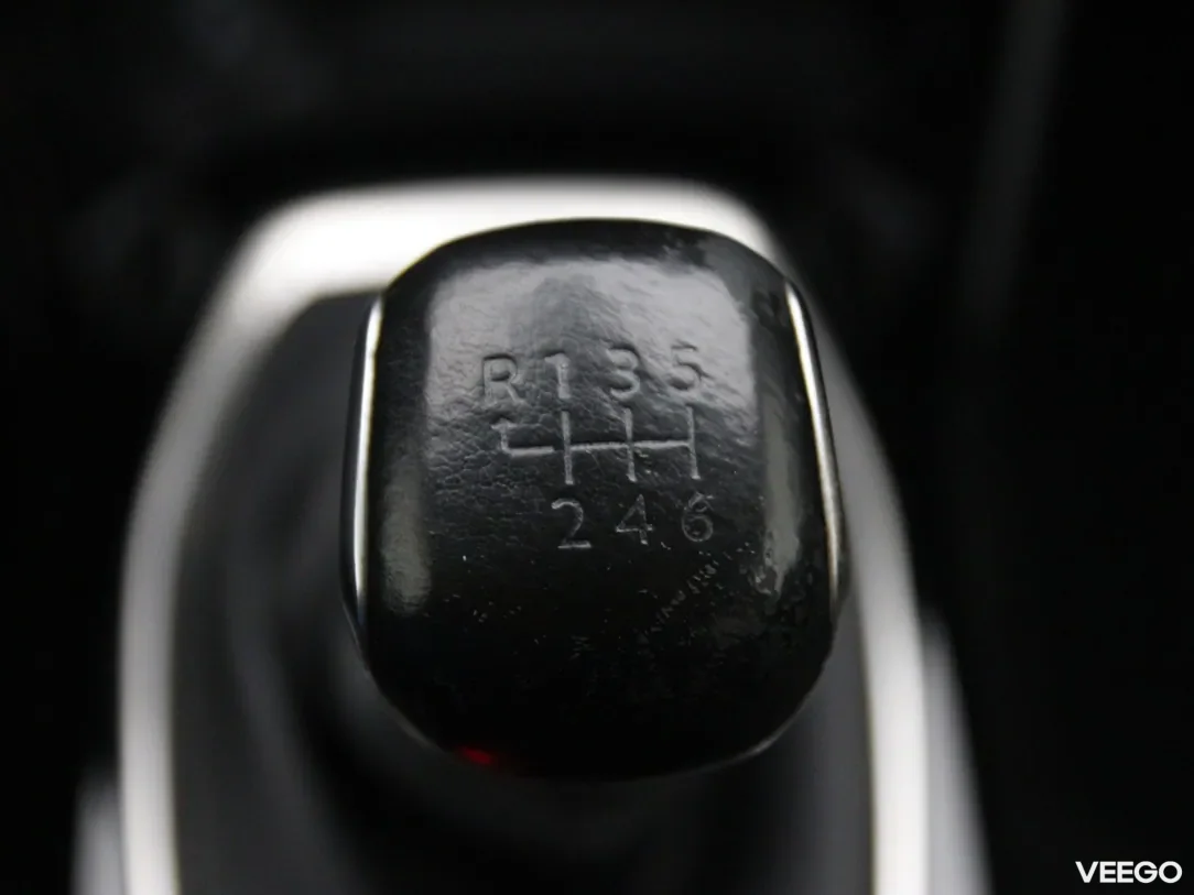 Peugeot 2008 1.5 81kW