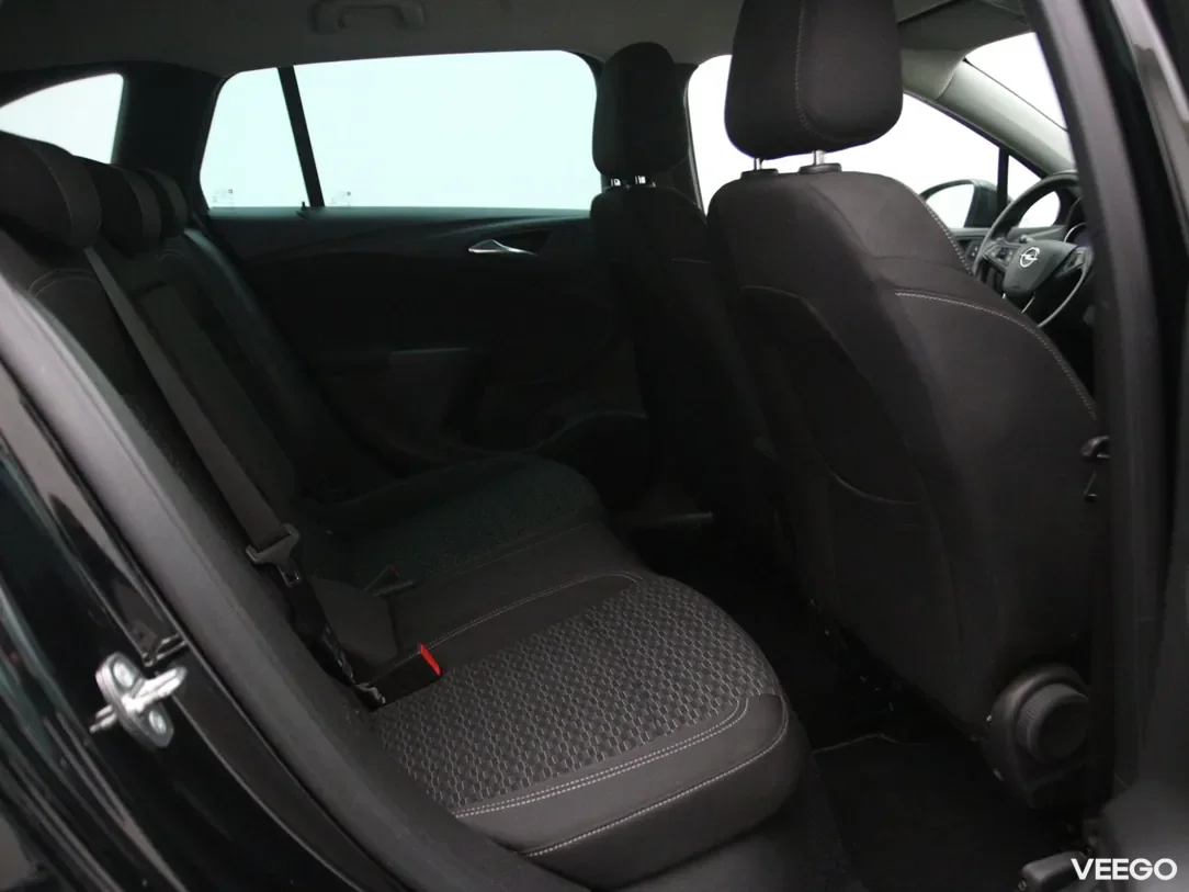 Opel Astra 1.6 81kW