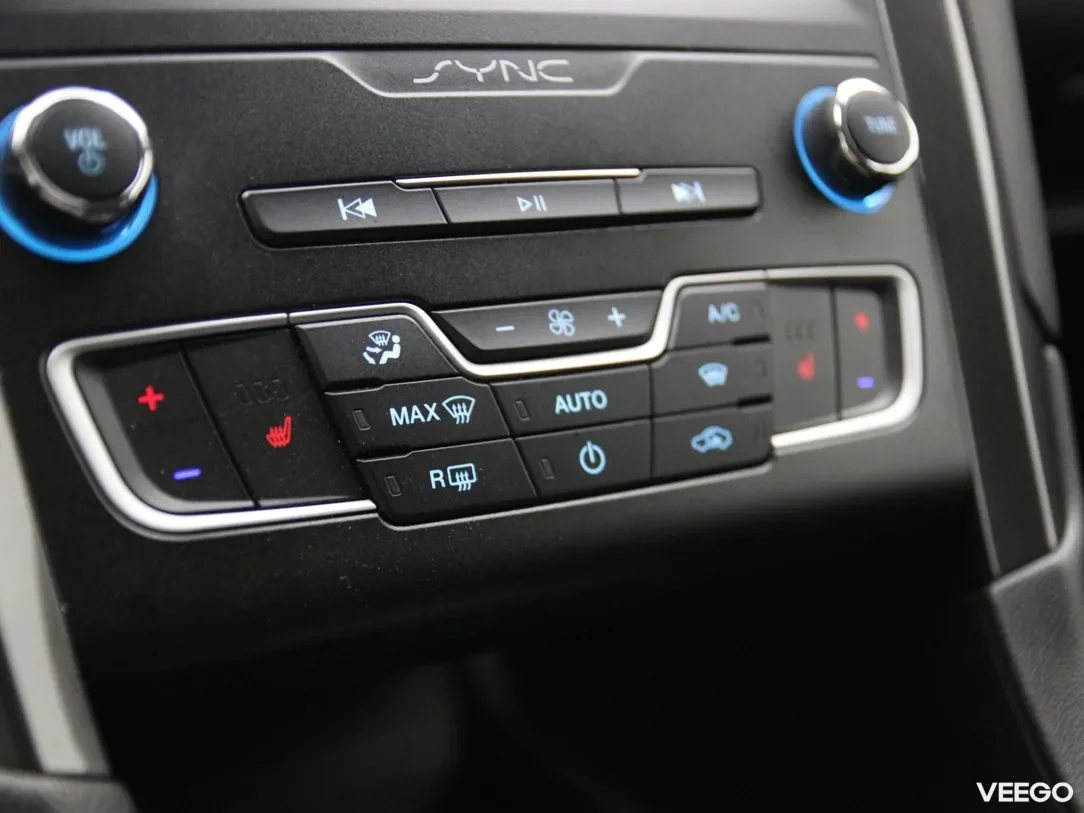 Ford Mondeo 2 110kW