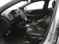 Volvo V40 2 88kW thumbnail