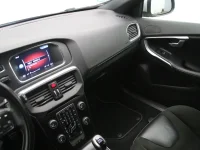 Volvo V40 2 88kW thumbnail