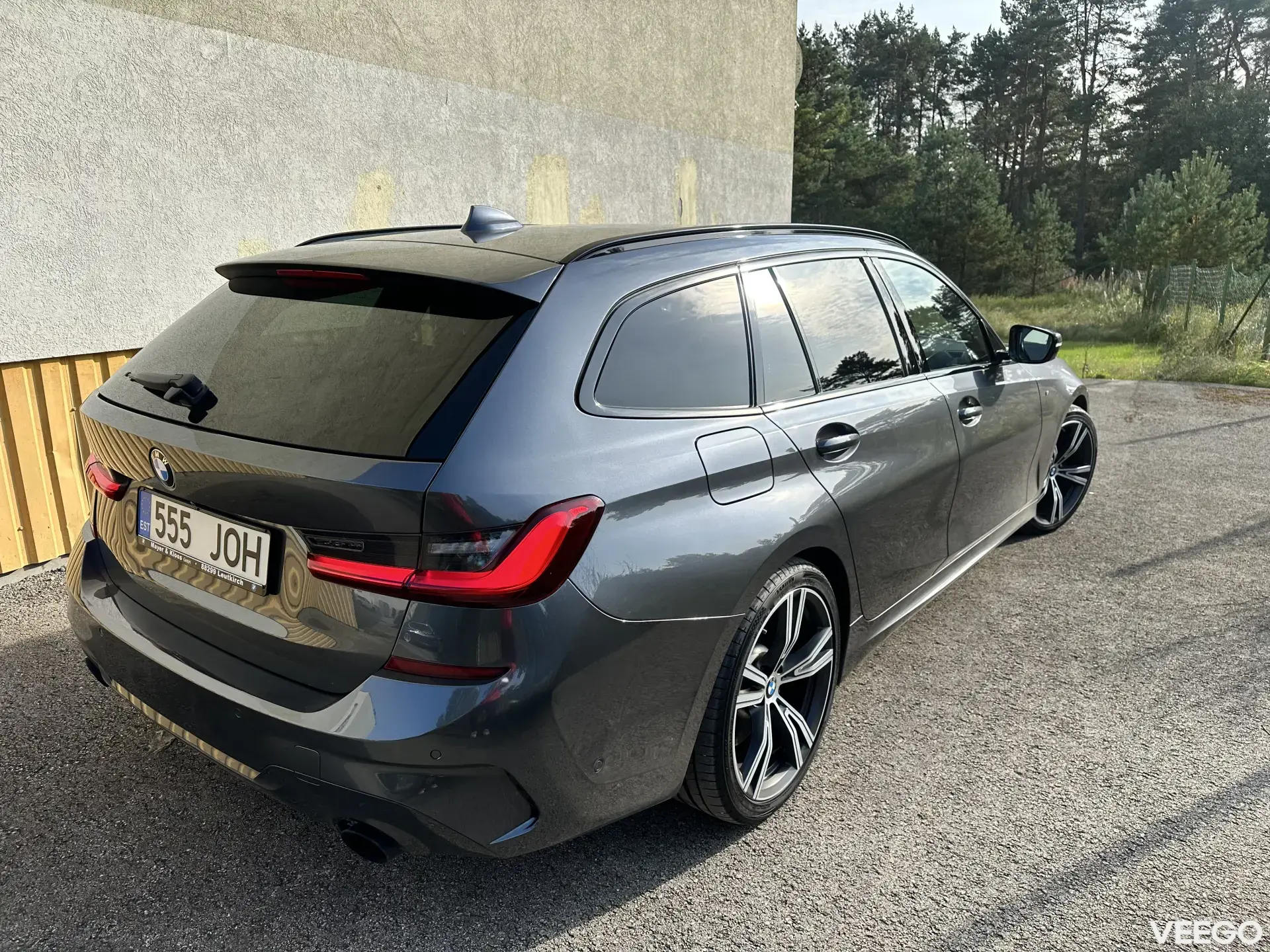 BMW 330 3.0 195kW