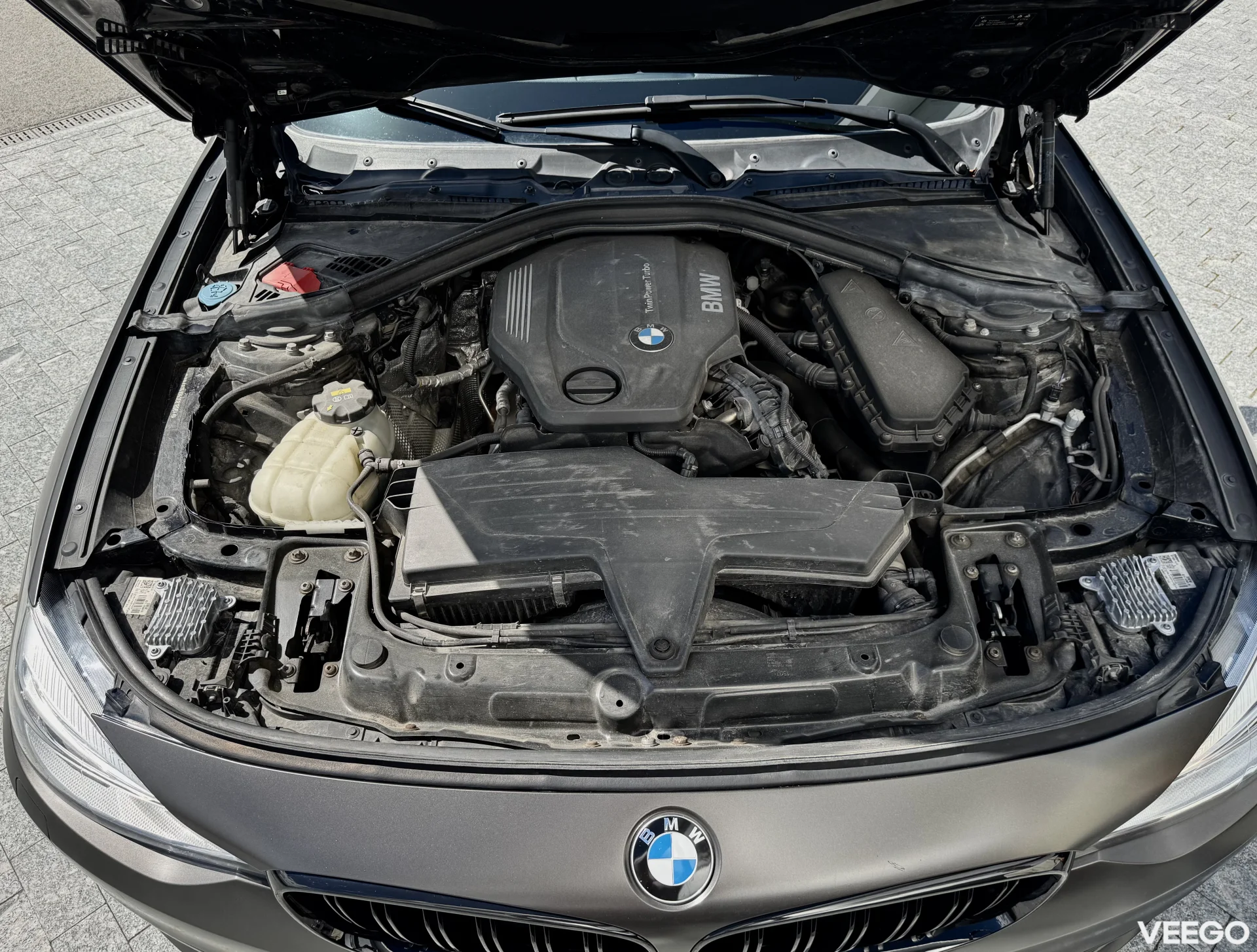 BMW 320 BMW 320D XDRIVE 2.0 140kW