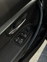 BMW 320 BMW 320D XDRIVE 2.0 140kW thumbnail