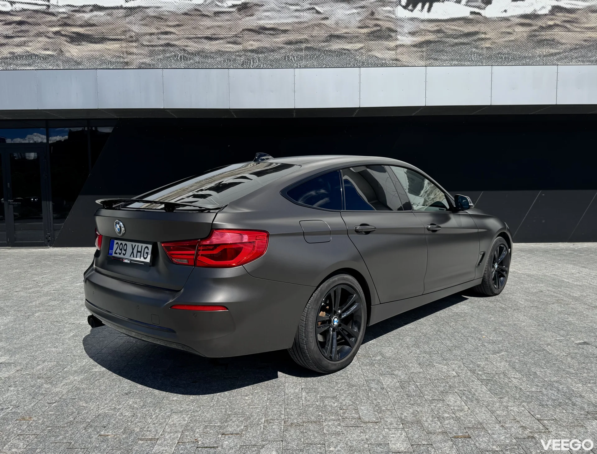 BMW 320 BMW 320D XDRIVE 2.0 140kW
