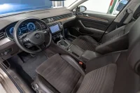 Volkswagen Passat Highline 132kW thumbnail