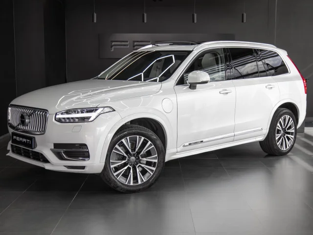 Image of Volvo XC90 2.0 288kW