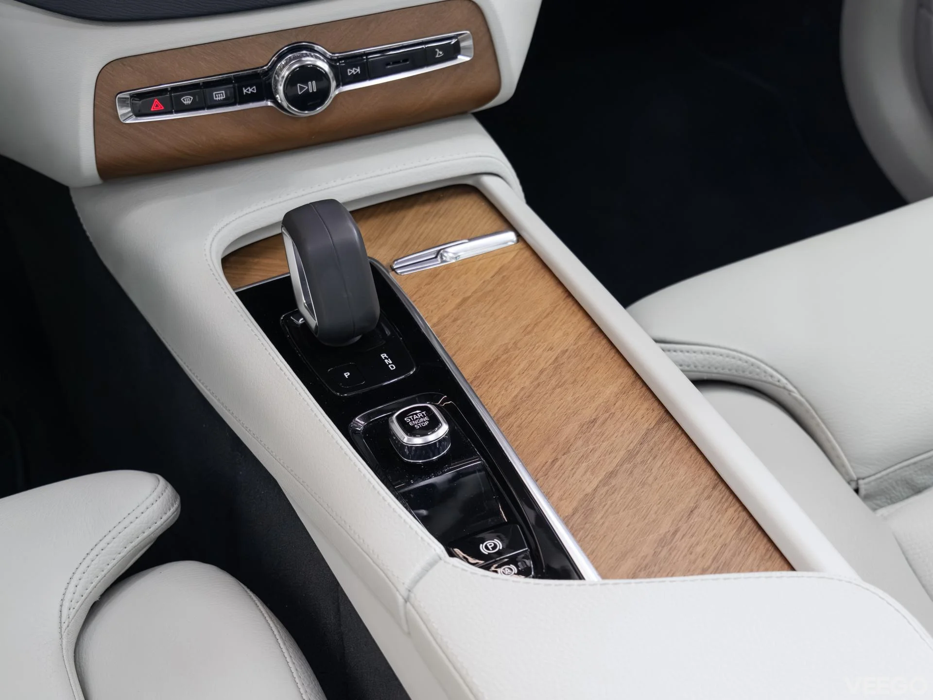 Volvo XC90 2.0 288kW