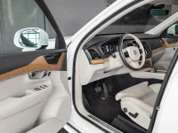 Volvo XC90 2.0 288kW thumbnail