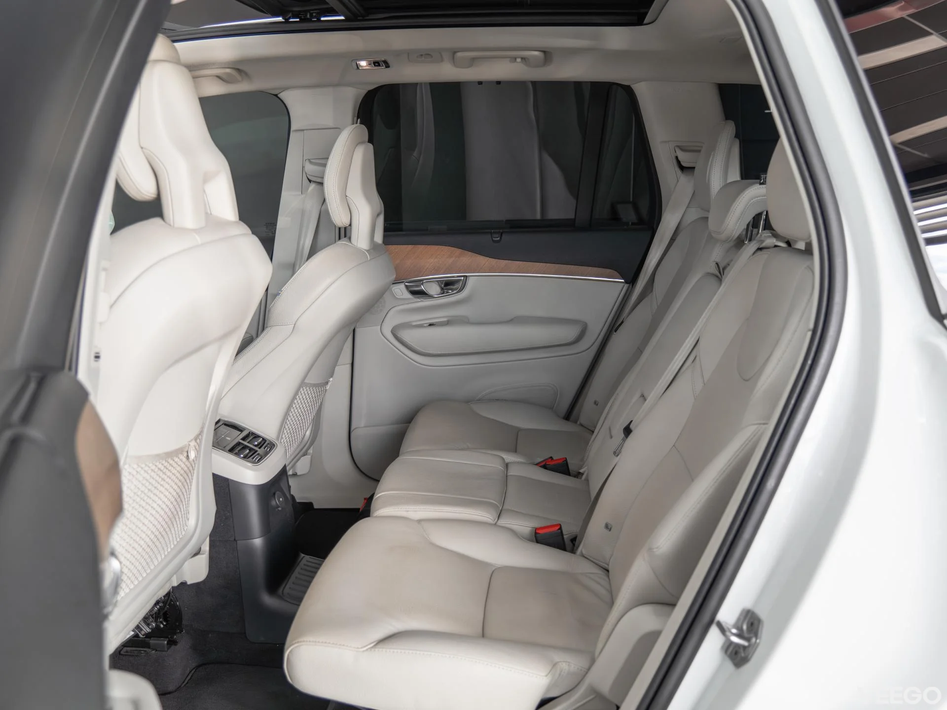 Volvo XC90 2.0 288kW