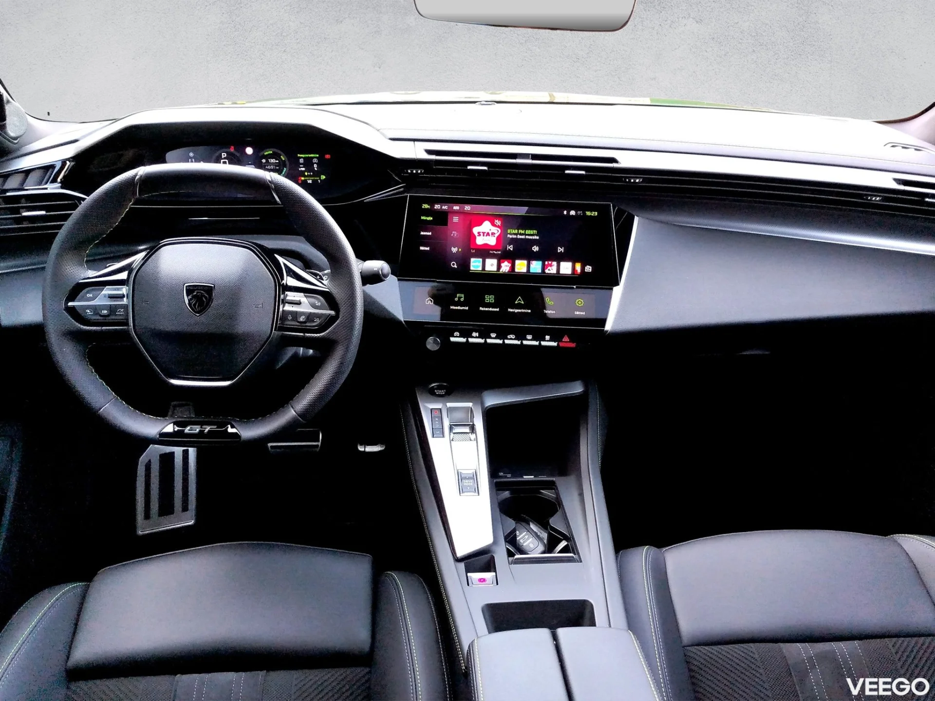 Peugeot 408 GT Exclusive Hybrid 145 e-DCS6 107kW