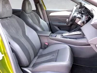 Peugeot 408 GT Exclusive Hybrid 145 e-DCS6 107kW thumbnail
