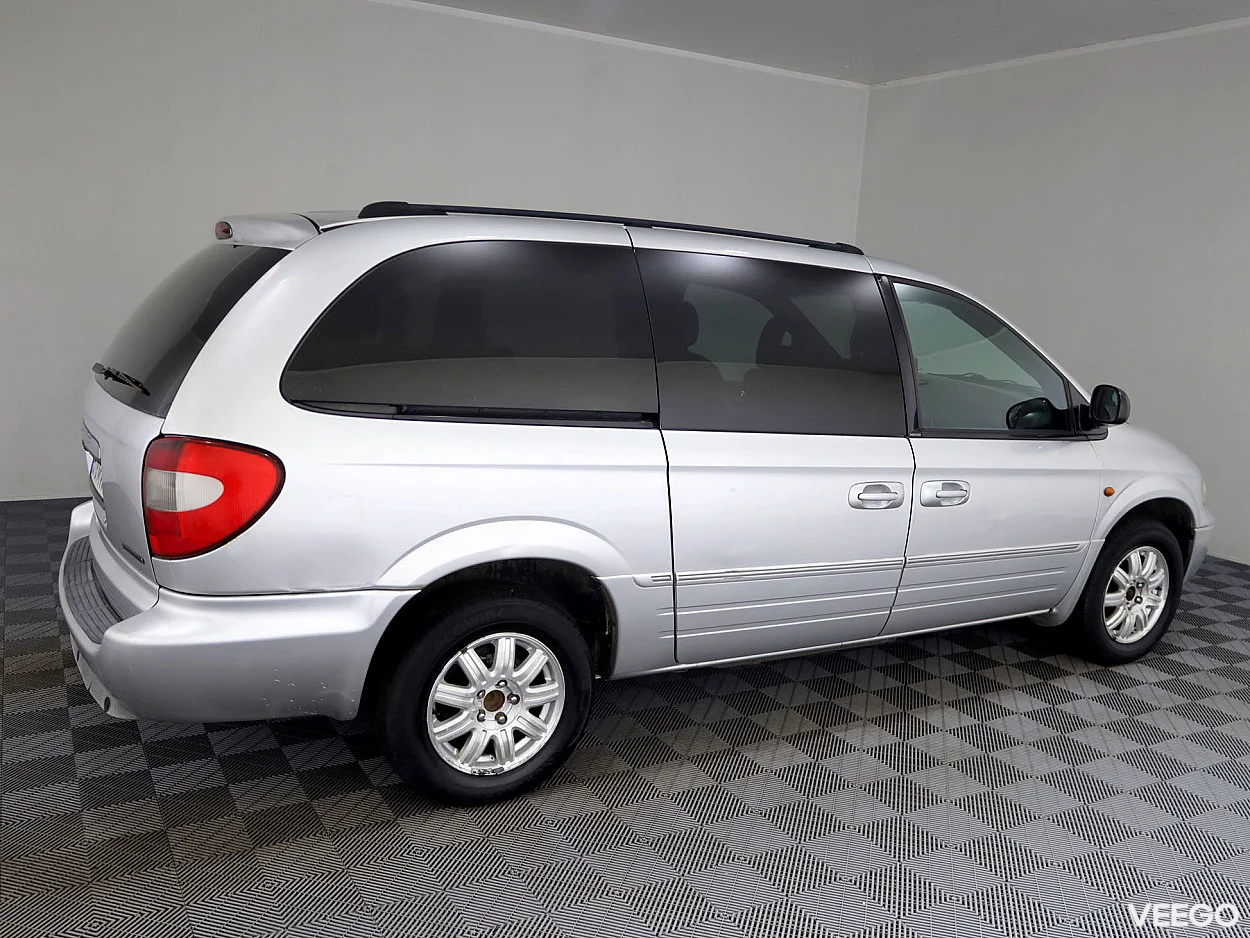 Chrysler Grand Voyager 2.8 110kW