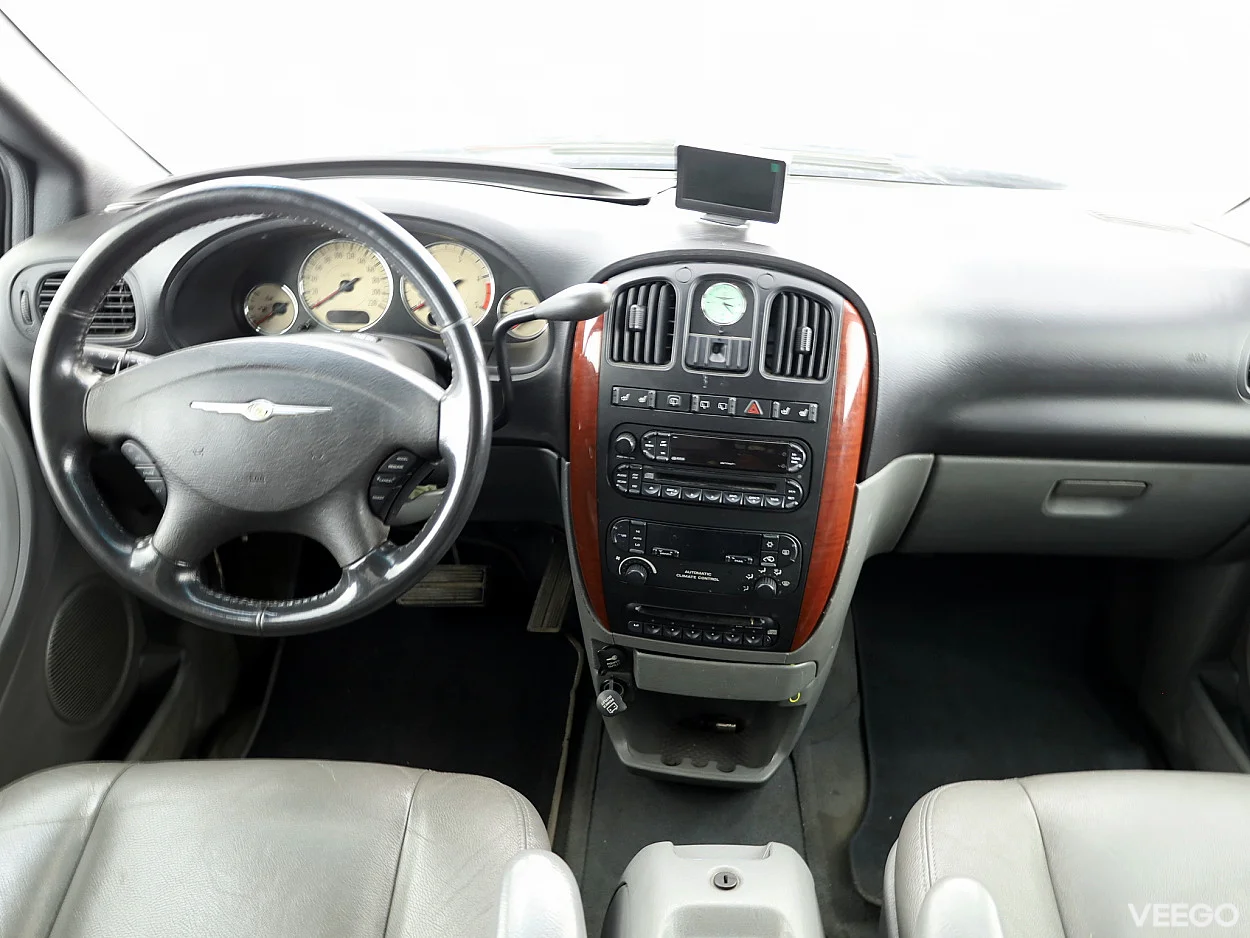 Chrysler Grand Voyager 2.8 110kW