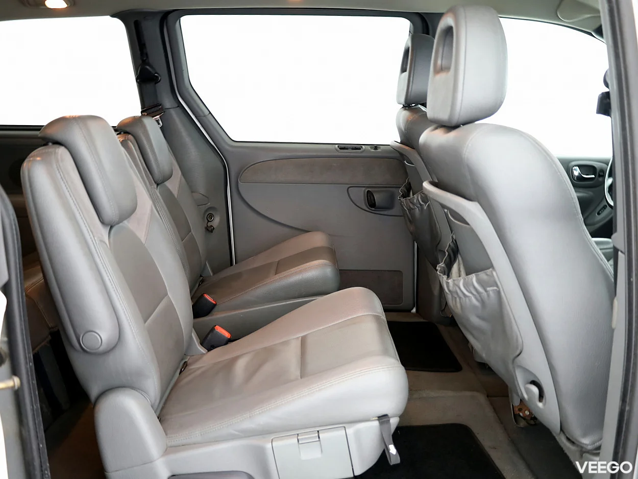Chrysler Grand Voyager 2.8 110kW