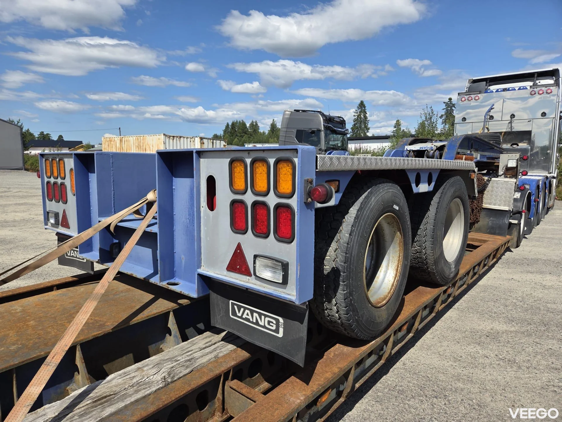Vang ATHLS DOLLY / PRICE FOR SET WITH VOLVO FH750 YEAR 2015 - 158900.- kW