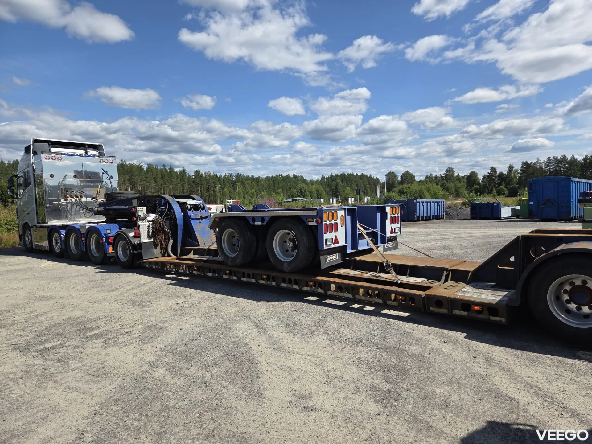 Vang ATHLS DOLLY / PRICE FOR SET WITH VOLVO FH750 YEAR 2015 - 158900.- kW