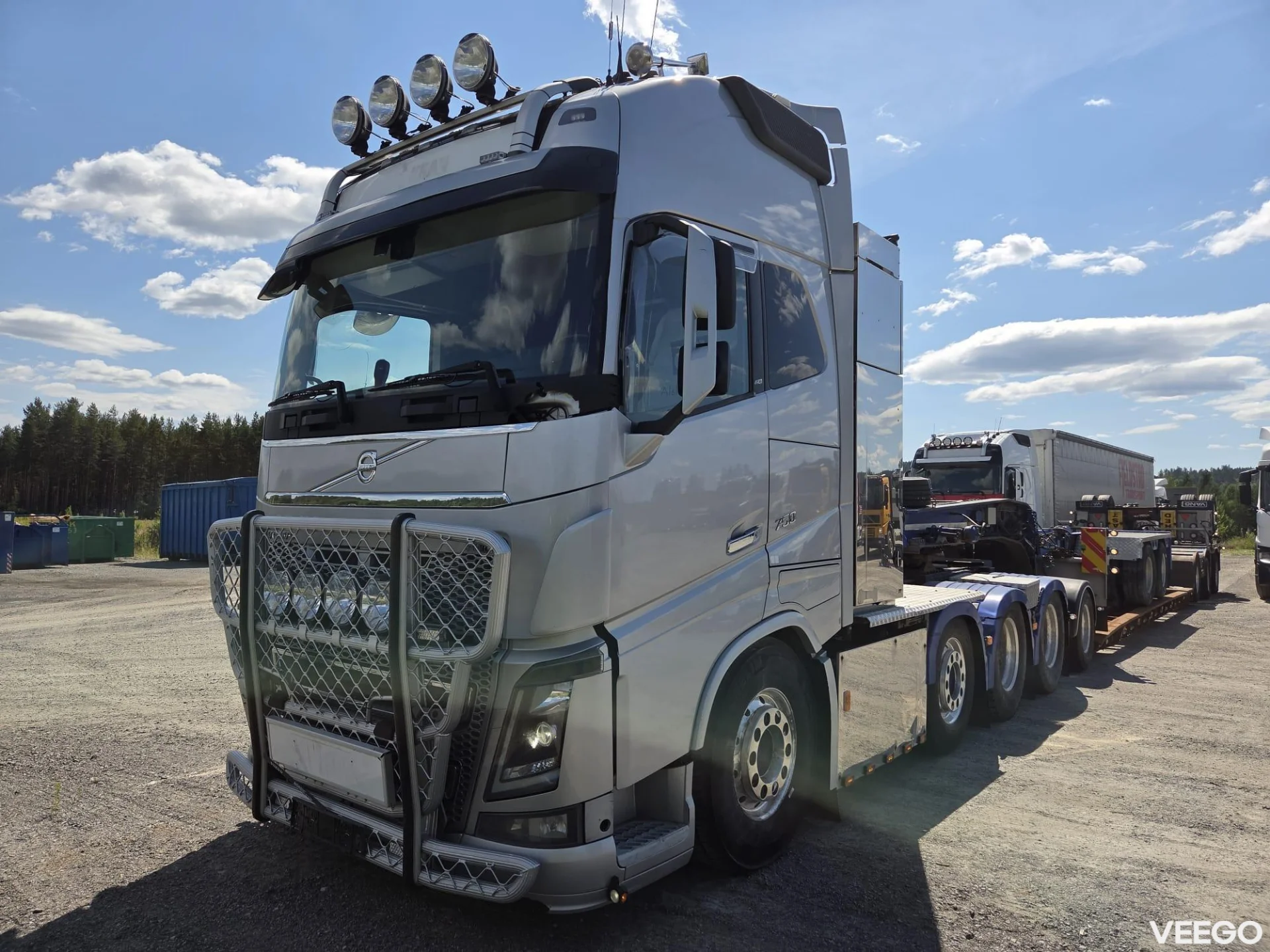 Vang ATHLS DOLLY / PRICE FOR SET WITH VOLVO FH750 YEAR 2015 - 158900.- kW