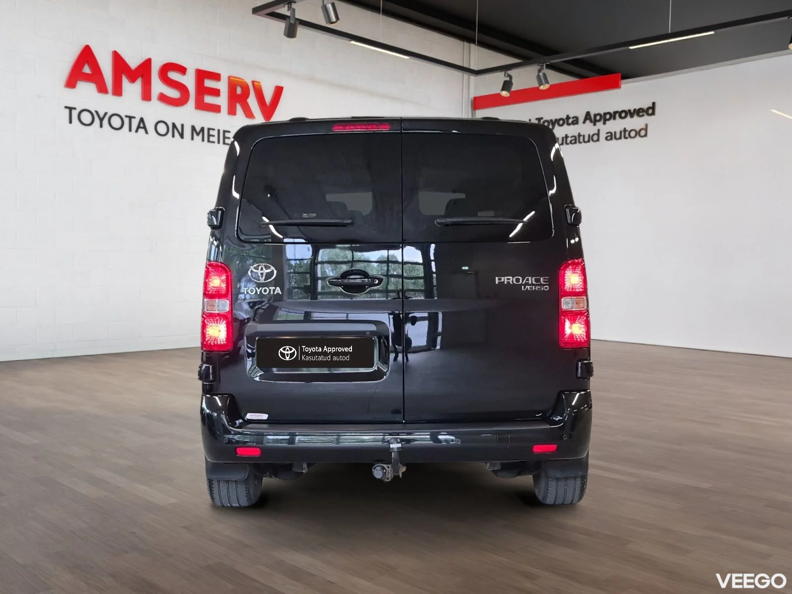 Toyota Proace Verso Medium Single side door Shuttle 2 106kW