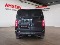 Toyota Proace Verso Medium Single side door Shuttle 2 106kW thumbnail