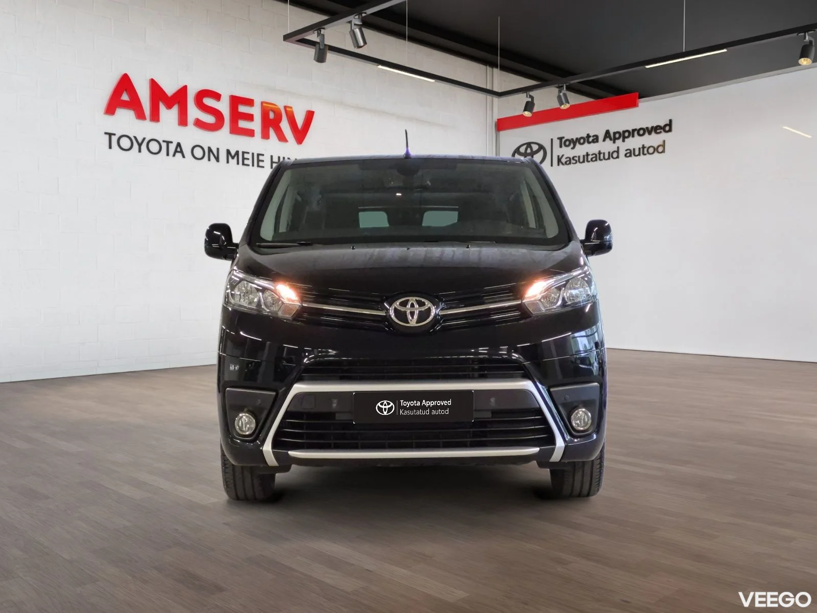 Toyota Proace Verso Medium Single side door Shuttle 2 106kW