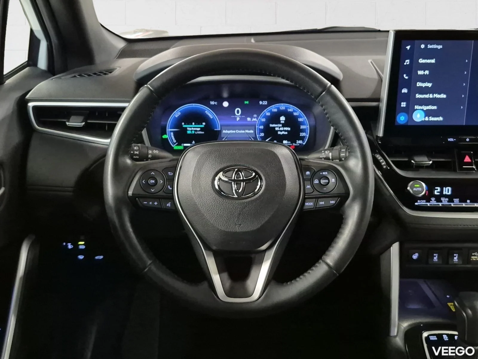 Toyota Corolla Cross Luxury 1.8 72kW
