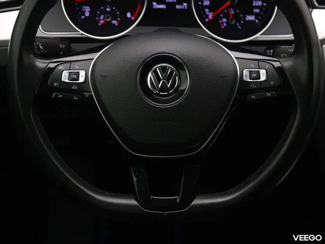 Volkswagen Passat 1.6 88kW