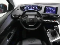 Peugeot 3008 1.2 96kW thumbnail