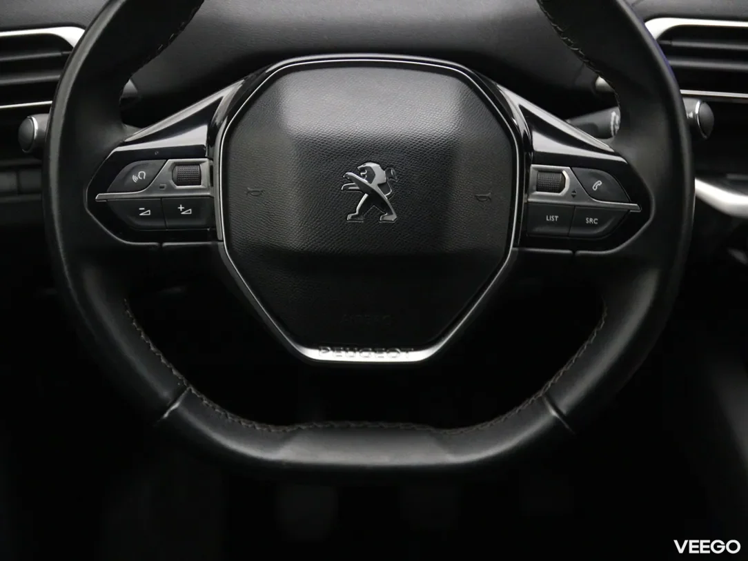 Peugeot 3008 1.2 96kW