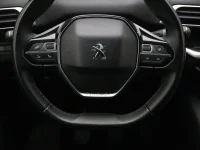 Peugeot 3008 1.2 96kW thumbnail