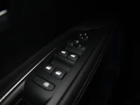 Peugeot 3008 1.2 96kW thumbnail