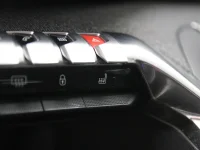 Peugeot 3008 1.2 96kW thumbnail