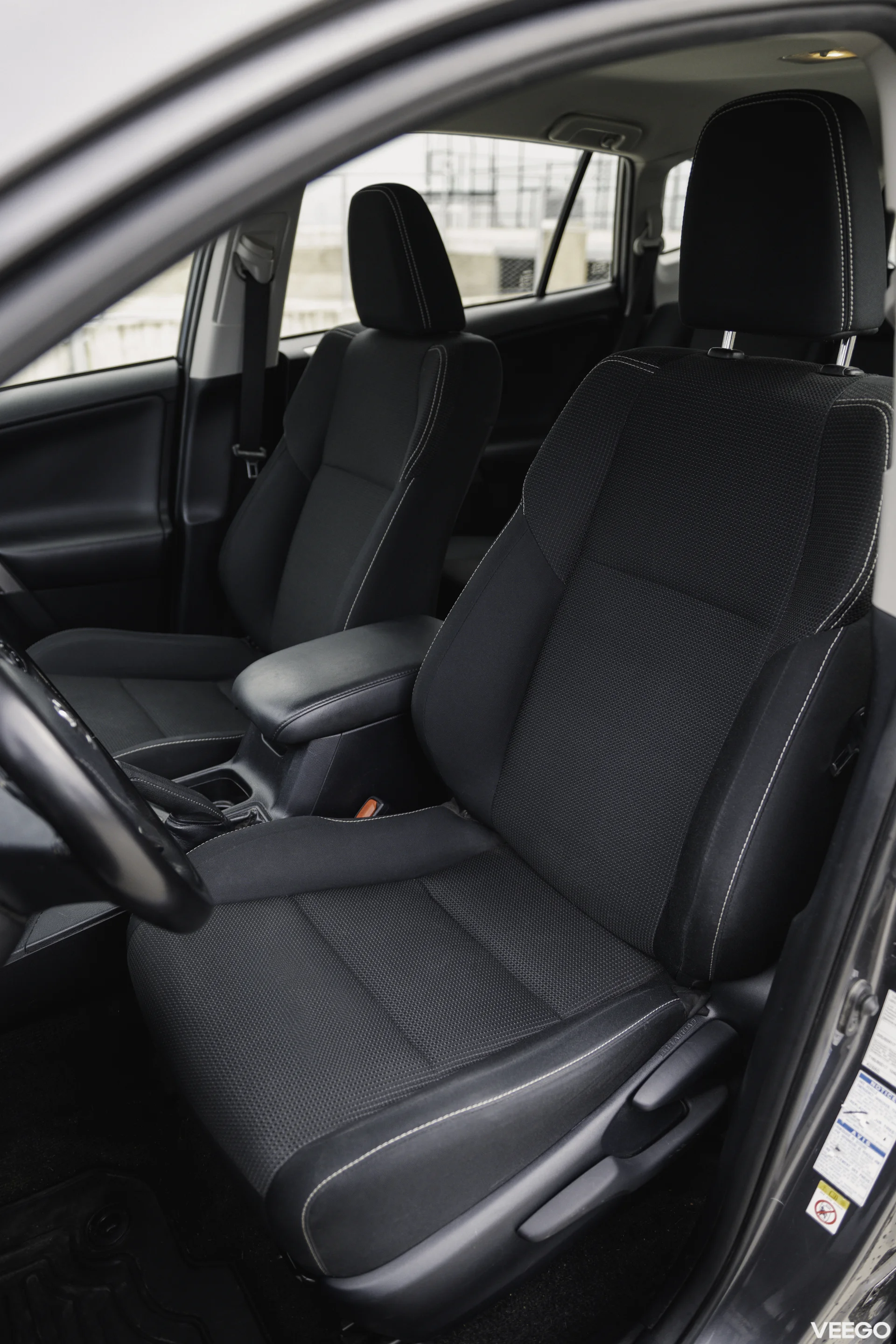Toyota RAV4 Hybrid E-FOUR i-AWD E-CVT 2.5 114kW