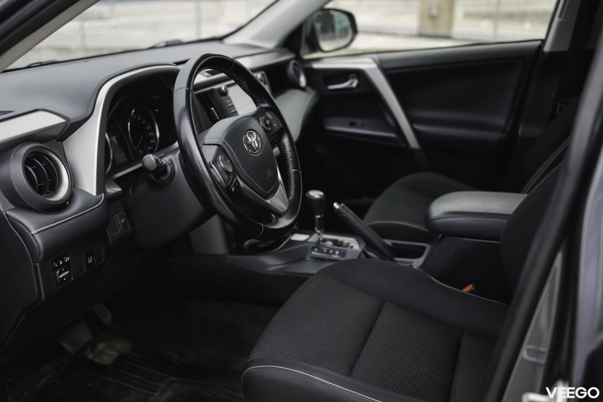 Toyota RAV4 Hybrid E-FOUR i-AWD E-CVT 2.5 114kW