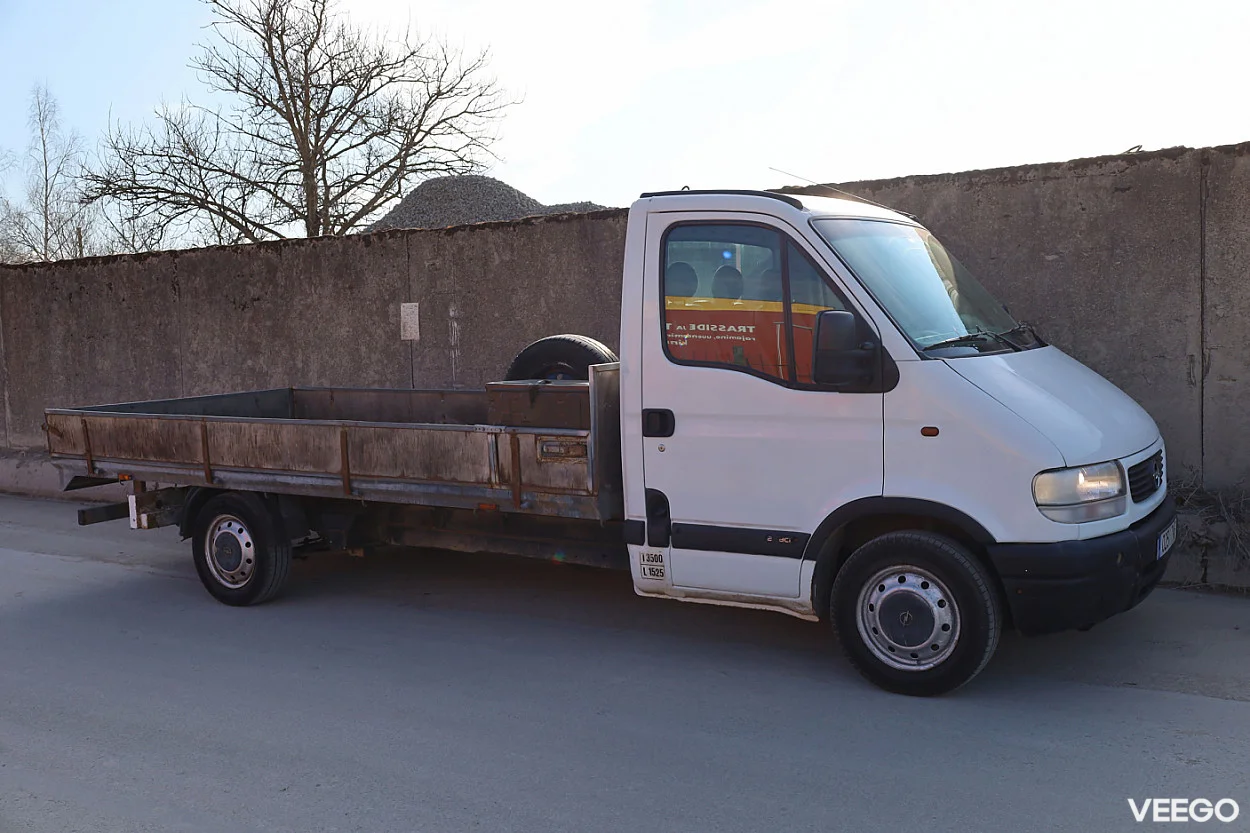 Opel Movano 2.5 84kW