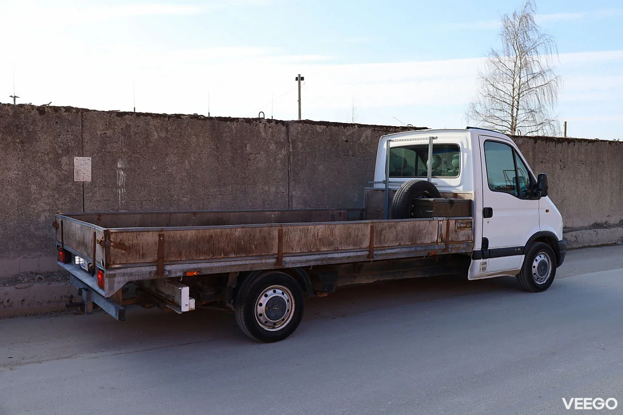 Opel Movano 2.5 84kW