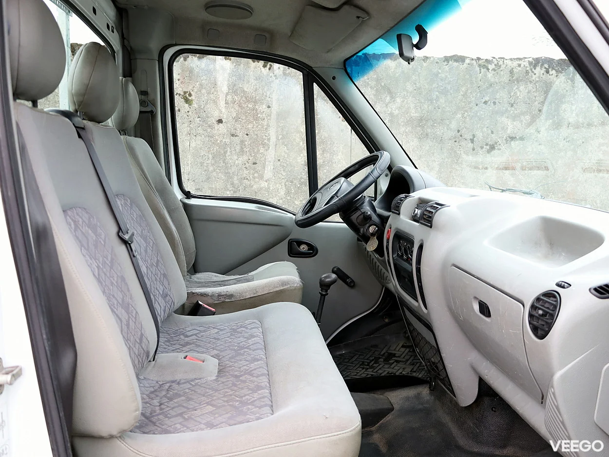 Opel Movano 2.5 84kW