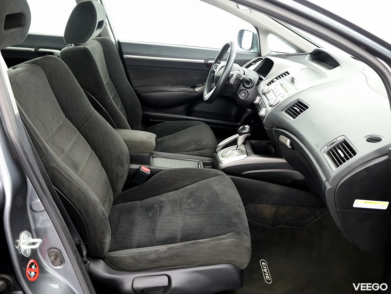 Honda Civic 1.8 104kW