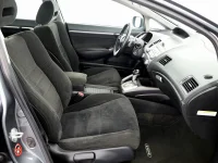 Honda Civic 1.8 104kW thumbnail
