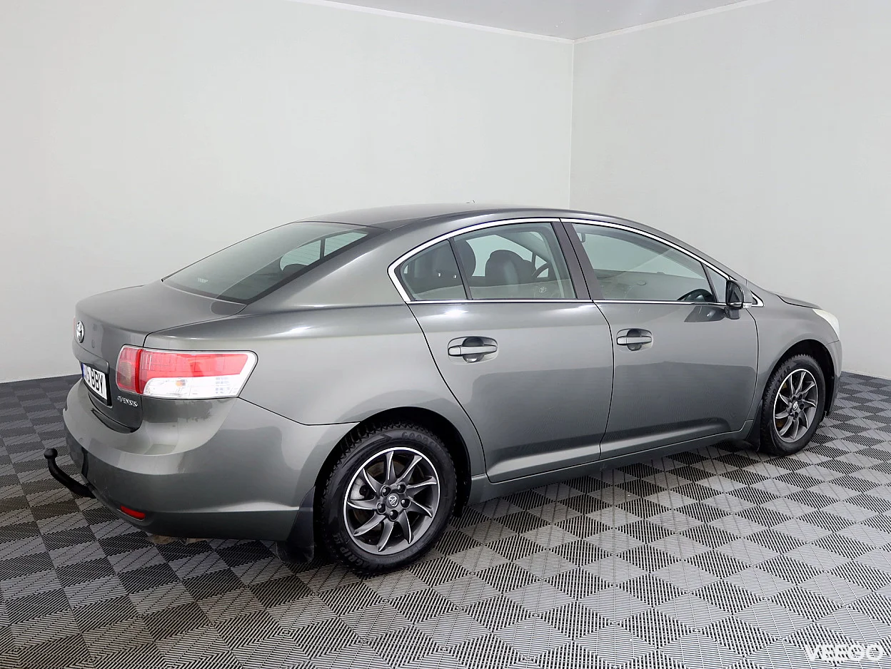 Toyota Avensis 1.8 108kW