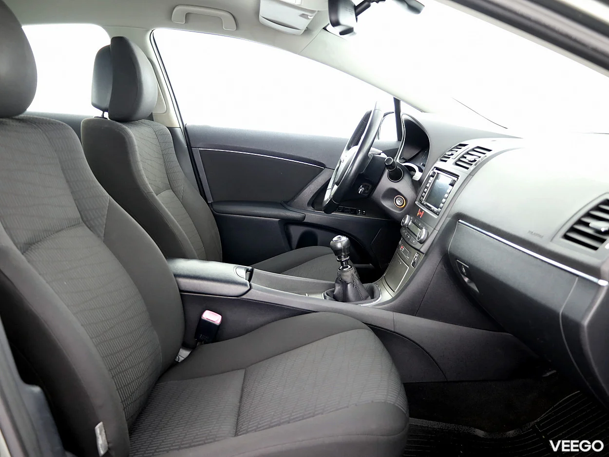 Toyota Avensis 1.8 108kW