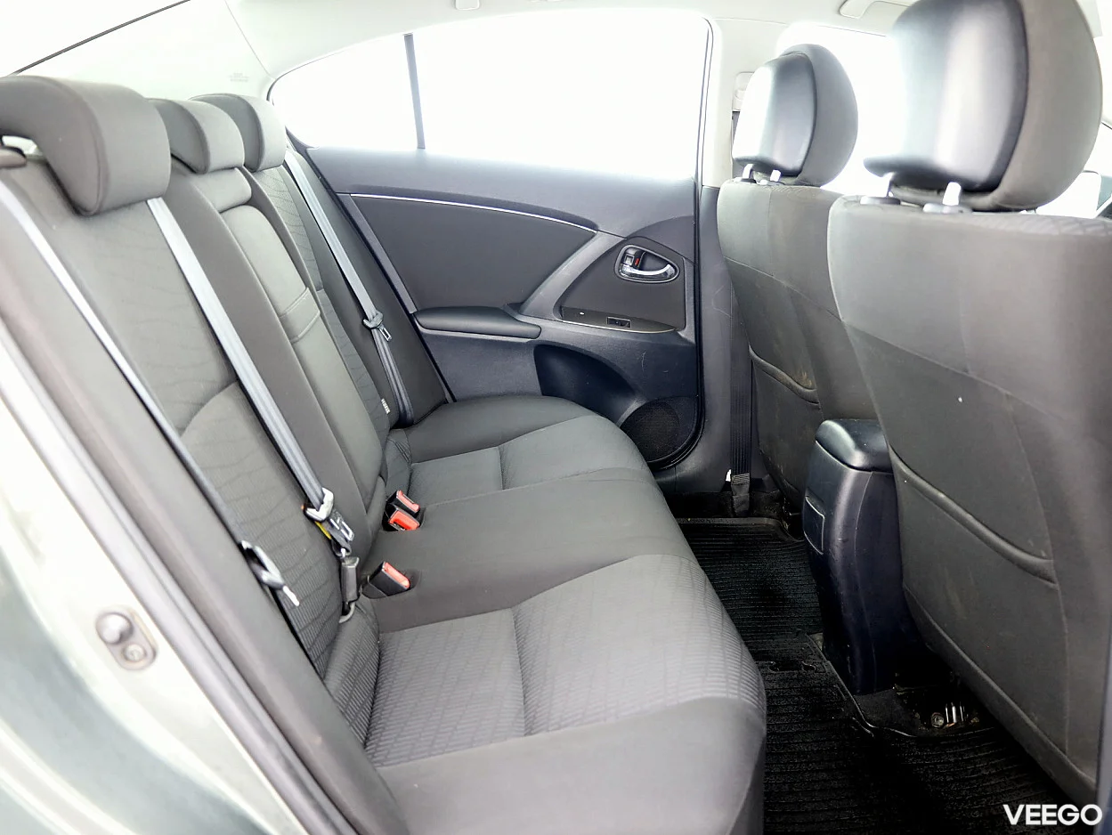Toyota Avensis 1.8 108kW