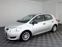 Toyota Auris 1.4 71kW thumbnail
