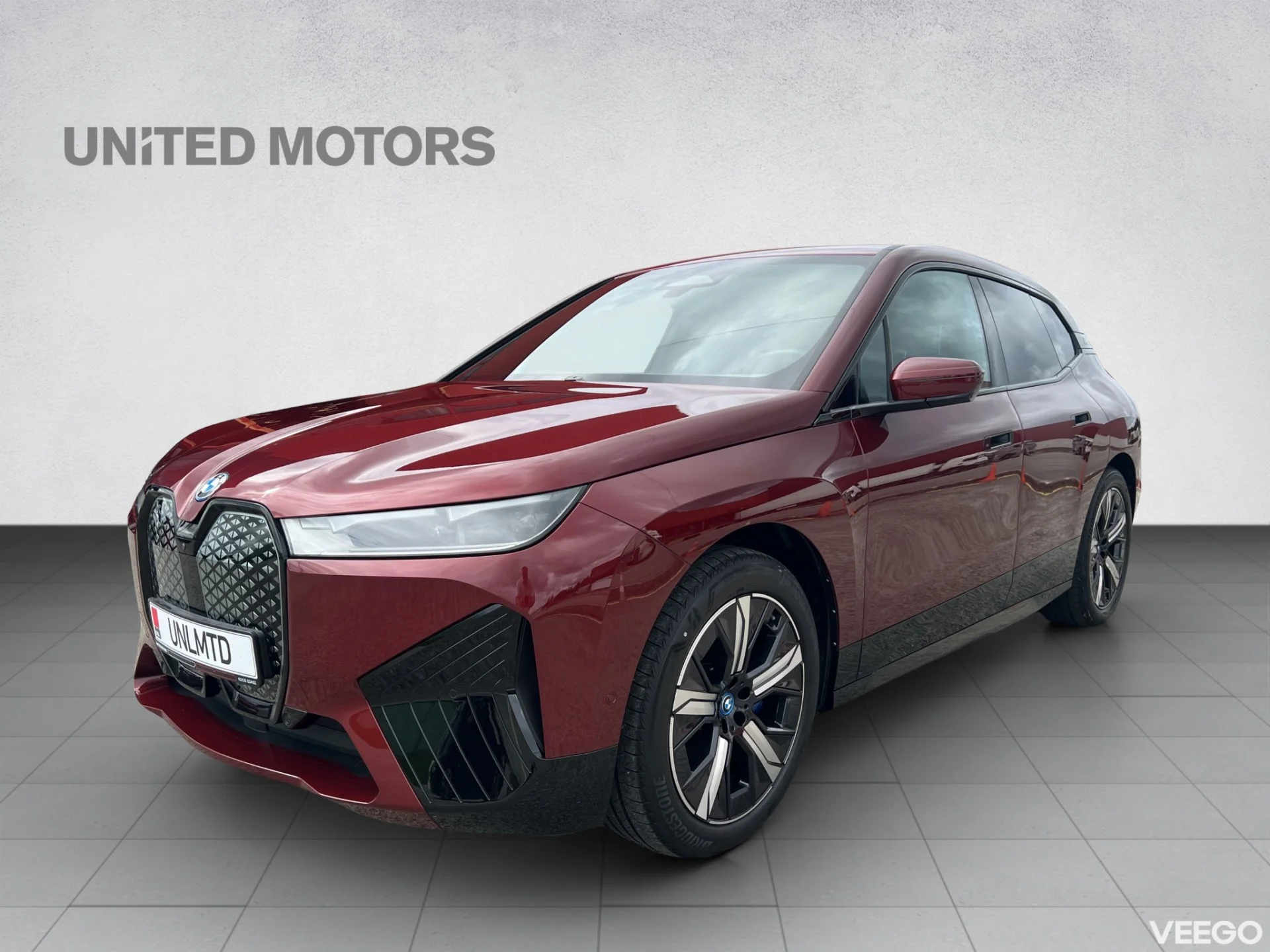 BMW iX Sportpakett 240kW