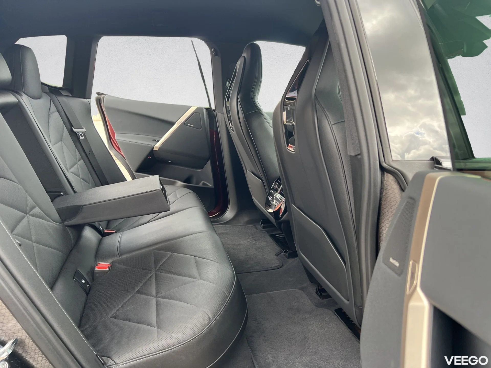 BMW iX Sportpakett 240kW